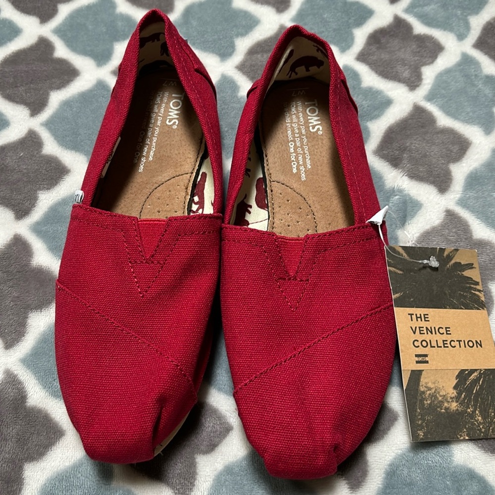 Women’s shoes